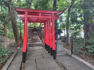 鎮守氷川神社の鳥居