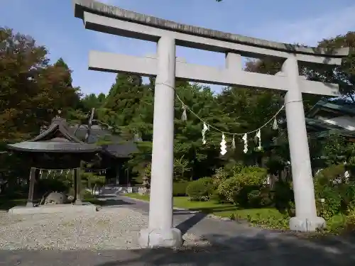 彌高神社の鳥居