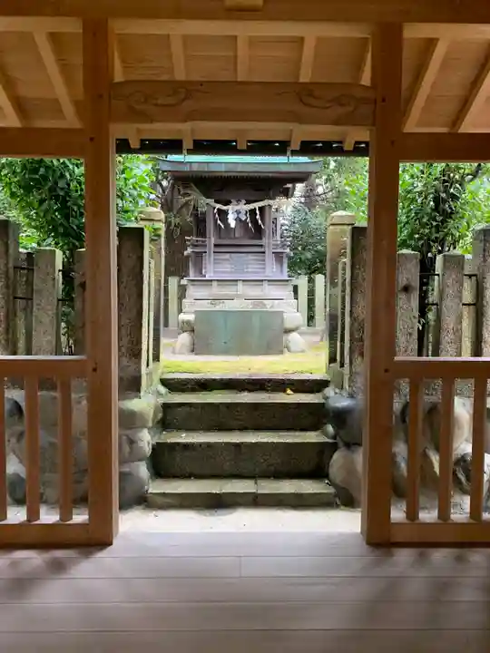 澳津社(一色森山)の本殿・本堂