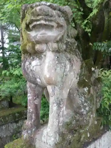 粟田神社の狛犬