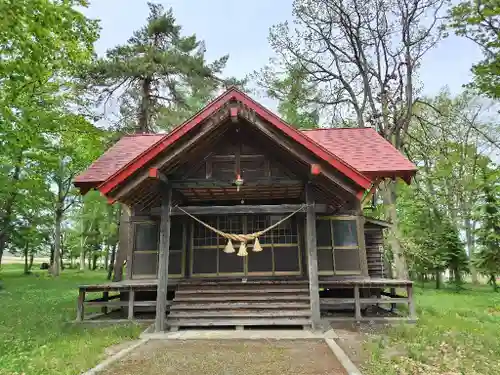 北龍神社の本殿