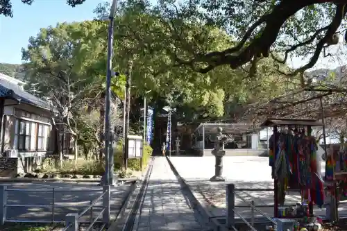 山王神社の{uncategorized: "未分類", other: "その他", undefined: "問題あり", building: "その他建物", grave: "お墓", sacred_gate: "鳥居", guardian: "狛犬", statue: "像", buddha: "仏像", history: "歴史", nature: "自然", garden: "庭園", animal: "動物", pagoda: "塔", temizu: "手水舎", mountain_gate: "山門・神門", sanctuary: "本殿・本堂", subordinate: "末社・摂社", art: "芸術", scenery: "景色", jizo: "地蔵", ema: "絵馬", goshuin: "御朱印", omikuji: "おみくじ", items: "授与品その他", amulet: "お守り", goshuincho: "御朱印帳", eats: "食事", festival: "お祭り", votive_dance: "神楽", shichigosan: "七五三参", wedding: "結婚式", experience: "体験その他", initially: "初詣", around: "周辺", anti_infection: "感染症対策"}
