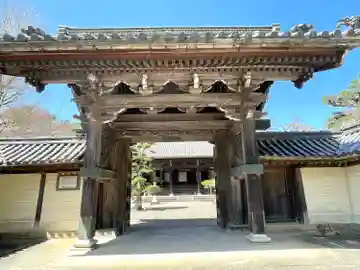 本誓寺(東本誓寺)の山門・神門