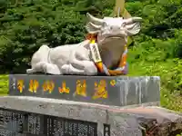 湯殿山神社(出羽三山神社)の狛犬