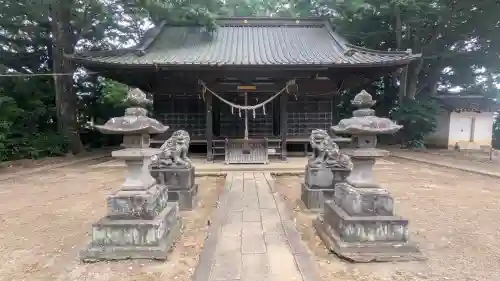 精忠神社の本殿・本堂