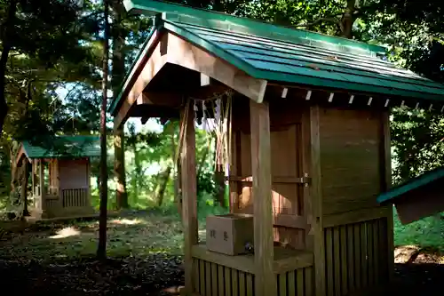 小林鳥見神社の末社