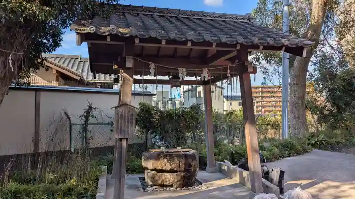 許波多神社(五ケ庄鎮座)の手水舎