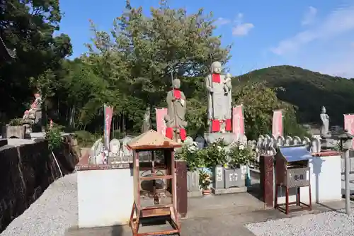 龍光寺の地蔵