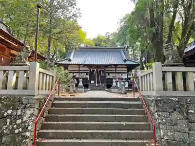 弓削神社の本殿・本堂