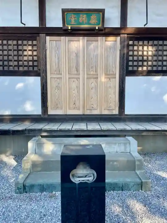 善応寺の{uncategorized: "未分類", other: "その他", undefined: "問題あり", building: "その他建物", grave: "お墓", sacred_gate: "鳥居", guardian: "狛犬", statue: "像", buddha: "仏像", history: "歴史", nature: "自然", garden: "庭園", animal: "動物", pagoda: "塔", temizu: "手水舎", mountain_gate: "山門・神門", sanctuary: "本殿・本堂", subordinate: "末社・摂社", art: "芸術", scenery: "景色", jizo: "地蔵", ema: "絵馬", goshuin: "御朱印", omikuji: "おみくじ", items: "授与品その他", amulet: "お守り", goshuincho: "御朱印帳", eats: "食事", festival: "お祭り", votive_dance: "神楽", shichigosan: "七五三参", wedding: "結婚式", experience: "体験その他", initially: "初詣", around: "周辺", anti_infection: "感染症対策"}