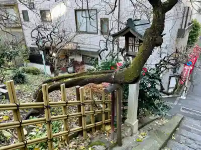 復興地蔵尊の{uncategorized: "未分類", other: "その他", undefined: "問題あり", building: "その他建物", grave: "お墓", sacred_gate: "鳥居", guardian: "狛犬", statue: "像", buddha: "仏像", history: "歴史", nature: "自然", garden: "庭園", animal: "動物", pagoda: "塔", temizu: "手水舎", mountain_gate: "山門・神門", sanctuary: "本殿・本堂", subordinate: "末社・摂社", art: "芸術", scenery: "景色", jizo: "地蔵", ema: "絵馬", goshuin: "御朱印", omikuji: "おみくじ", items: "授与品その他", amulet: "お守り", goshuincho: "御朱印帳", eats: "食事", festival: "お祭り", votive_dance: "神楽", shichigosan: "七五三参", wedding: "結婚式", experience: "体験その他", initially: "初詣", around: "周辺", anti_infection: "感染症対策"}