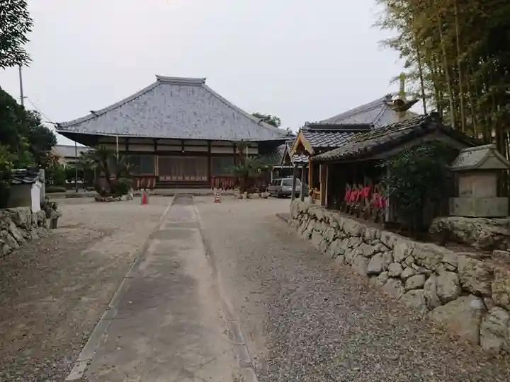 成道寺の本殿・本堂