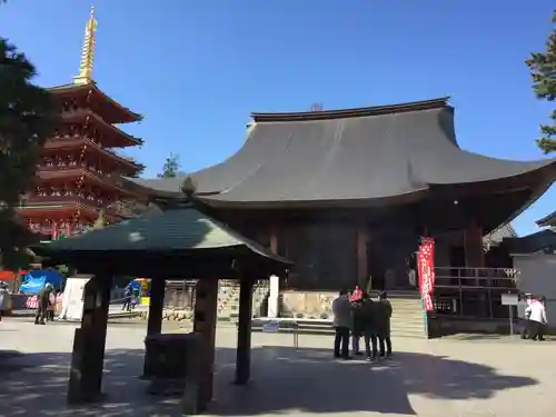 高幡不動尊　金剛寺の本殿・本堂