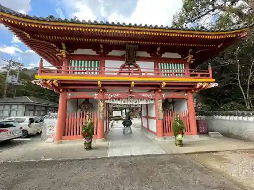 極楽寺の山門