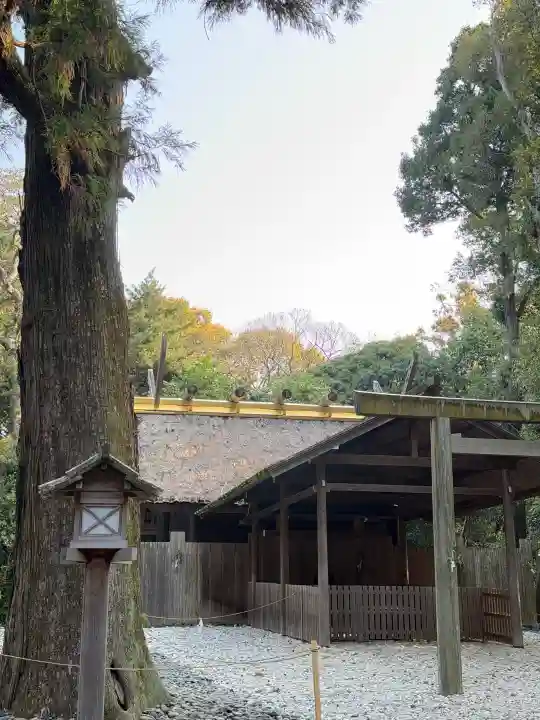 月夜見宮(豊受大神宮別宮)の{uncategorized: "未分類", other: "その他", undefined: "問題あり", building: "その他建物", grave: "お墓", sacred_gate: "鳥居", guardian: "狛犬", statue: "像", buddha: "仏像", history: "歴史", nature: "自然", garden: "庭園", animal: "動物", pagoda: "塔", temizu: "手水舎", mountain_gate: "山門・神門", sanctuary: "本殿・本堂", subordinate: "末社・摂社", art: "芸術", scenery: "景色", jizo: "地蔵", ema: "絵馬", goshuin: "御朱印", omikuji: "おみくじ", items: "授与品その他", amulet: "お守り", goshuincho: "御朱印帳", eats: "食事", festival: "お祭り", votive_dance: "神楽", shichigosan: "七五三参", wedding: "結婚式", experience: "体験その他", initially: "初詣", around: "周辺", anti_infection: "感染症対策"}