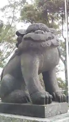 飯香岡八幡宮の狛犬