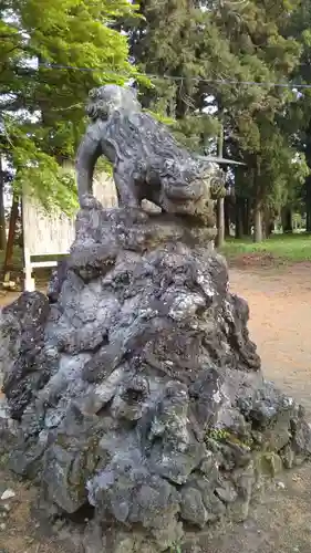 桜町二宮神社の狛犬