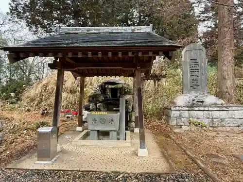 正福寺の{uncategorized: "未分類", other: "その他", undefined: "問題あり", building: "その他建物", grave: "お墓", sacred_gate: "鳥居", guardian: "狛犬", statue: "像", buddha: "仏像", history: "歴史", nature: "自然", garden: "庭園", animal: "動物", pagoda: "塔", temizu: "手水舎", mountain_gate: "山門・神門", sanctuary: "本殿・本堂", subordinate: "末社・摂社", art: "芸術", scenery: "景色", jizo: "地蔵", ema: "絵馬", goshuin: "御朱印", omikuji: "おみくじ", items: "授与品その他", amulet: "お守り", goshuincho: "御朱印帳", eats: "食事", festival: "お祭り", votive_dance: "神楽", shichigosan: "七五三参", wedding: "結婚式", experience: "体験その他", initially: "初詣", around: "周辺", anti_infection: "感染症対策"}