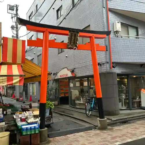 伏見稲荷神社(東京都)