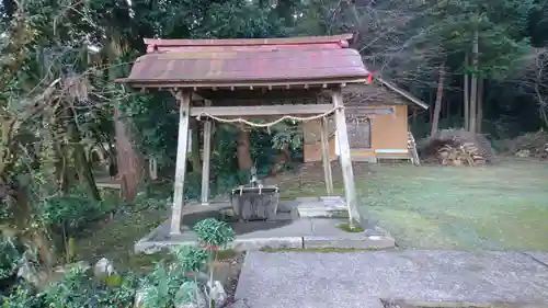 伊富岐神社の手水