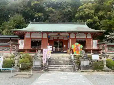 粉河産土神社（たのもしの宮）の{uncategorized: "未分類", other: "その他", undefined: "問題あり", building: "その他建物", grave: "お墓", sacred_gate: "鳥居", guardian: "狛犬", statue: "像", buddha: "仏像", history: "歴史", nature: "自然", garden: "庭園", animal: "動物", pagoda: "塔", temizu: "手水舎", mountain_gate: "山門・神門", sanctuary: "本殿・本堂", subordinate: "末社・摂社", art: "芸術", scenery: "景色", jizo: "地蔵", ema: "絵馬", goshuin: "御朱印", omikuji: "おみくじ", items: "授与品その他", amulet: "お守り", goshuincho: "御朱印帳", eats: "食事", festival: "お祭り", votive_dance: "神楽", shichigosan: "七五三参", wedding: "結婚式", experience: "体験その他", initially: "初詣", around: "周辺", anti_infection: "感染症対策"}