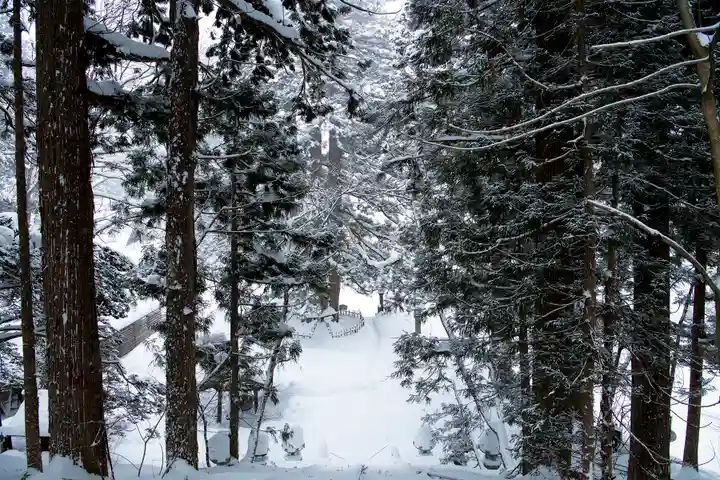 戸隠神社中社の周辺