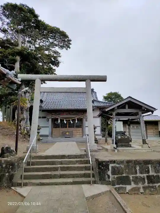 八幡神社の鳥居