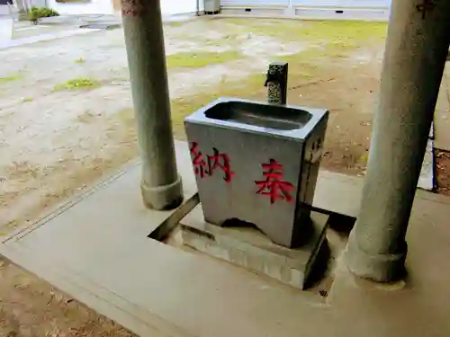 細田神社の手水舎