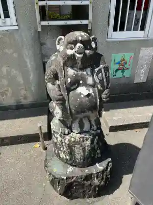 津田八幡神社の{uncategorized: "未分類", other: "その他", undefined: "問題あり", building: "その他建物", grave: "お墓", sacred_gate: "鳥居", guardian: "狛犬", statue: "像", buddha: "仏像", history: "歴史", nature: "自然", garden: "庭園", animal: "動物", pagoda: "塔", temizu: "手水舎", mountain_gate: "山門・神門", sanctuary: "本殿・本堂", subordinate: "末社・摂社", art: "芸術", scenery: "景色", jizo: "地蔵", ema: "絵馬", goshuin: "御朱印", omikuji: "おみくじ", items: "授与品その他", amulet: "お守り", goshuincho: "御朱印帳", eats: "食事", festival: "お祭り", votive_dance: "神楽", shichigosan: "七五三参", wedding: "結婚式", experience: "体験その他", initially: "初詣", around: "周辺", anti_infection: "感染症対策"}