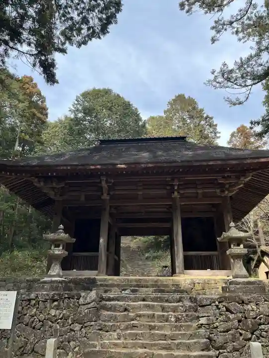 財賀寺の山門・神門