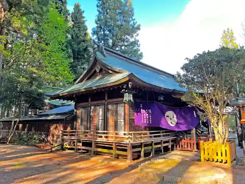 日高神社の本殿