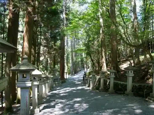 三峯神社の景色