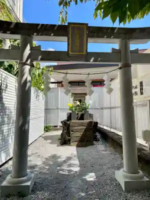 出来湯権現神社(静岡県)