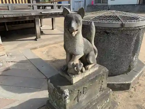 稲荷神社の狛犬