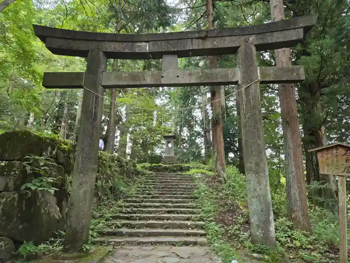 本宮神社(日光二荒山神社別宮)(栃木県)