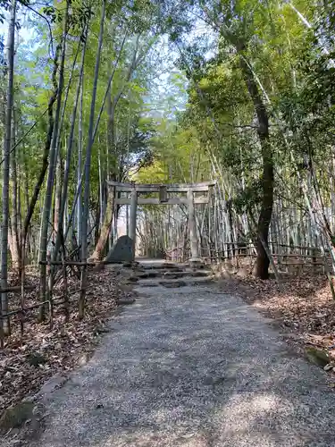 吉備津岡辛木神社の鳥居