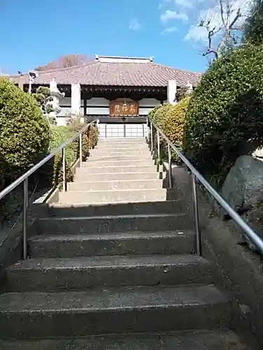 高松山観音寺の本殿・本堂