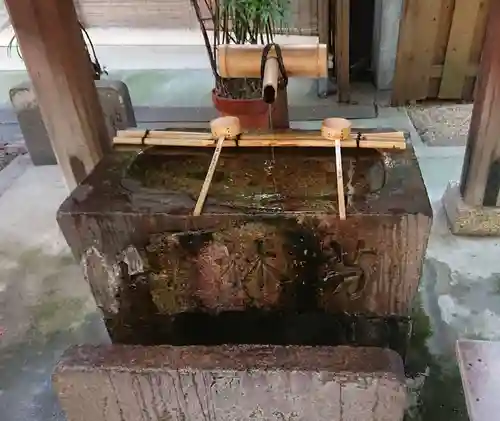 堀越神社の手水舎