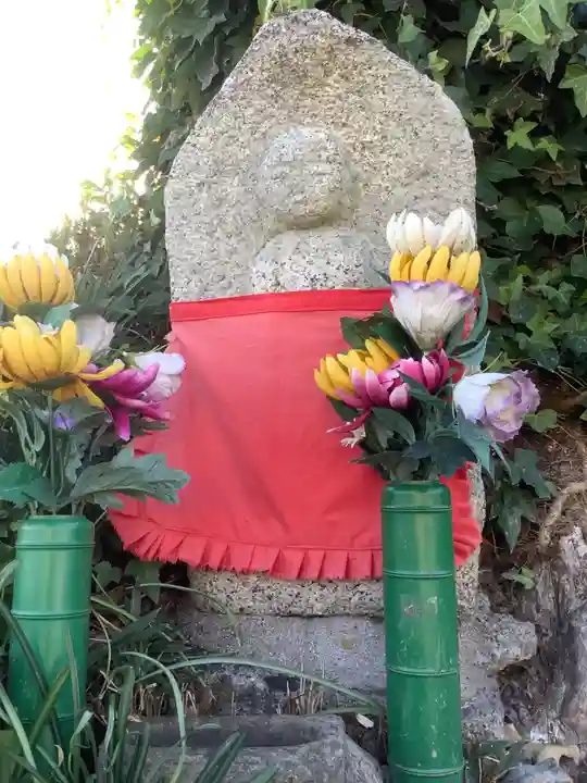 穴田橋のおじぞうさんの地蔵