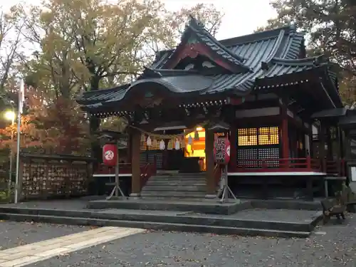 山中諏訪神社の本殿