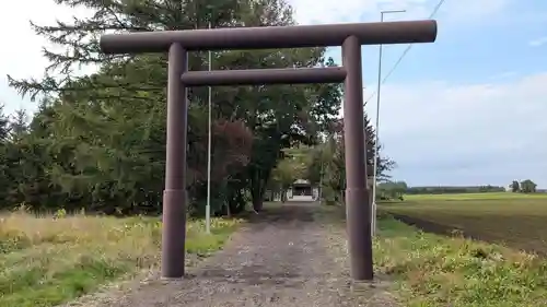 上更別神社の鳥居
