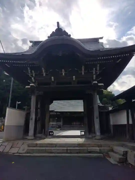 仏性寺の山門・神門