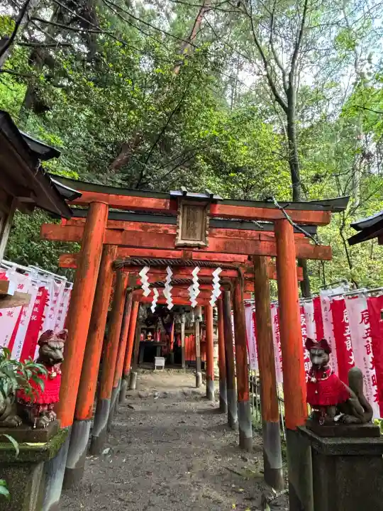 大神神社の{uncategorized: "未分類", other: "その他", undefined: "問題あり", building: "その他建物", grave: "お墓", sacred_gate: "鳥居", guardian: "狛犬", statue: "像", buddha: "仏像", history: "歴史", nature: "自然", garden: "庭園", animal: "動物", pagoda: "塔", temizu: "手水舎", mountain_gate: "山門・神門", sanctuary: "本殿・本堂", subordinate: "末社・摂社", art: "芸術", scenery: "景色", jizo: "地蔵", ema: "絵馬", goshuin: "御朱印", omikuji: "おみくじ", items: "授与品その他", amulet: "お守り", goshuincho: "御朱印帳", eats: "食事", festival: "お祭り", votive_dance: "神楽", shichigosan: "七五三参", wedding: "結婚式", experience: "体験その他", initially: "初詣", around: "周辺", anti_infection: "感染症対策"}