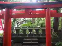 神明社の末社・摂社