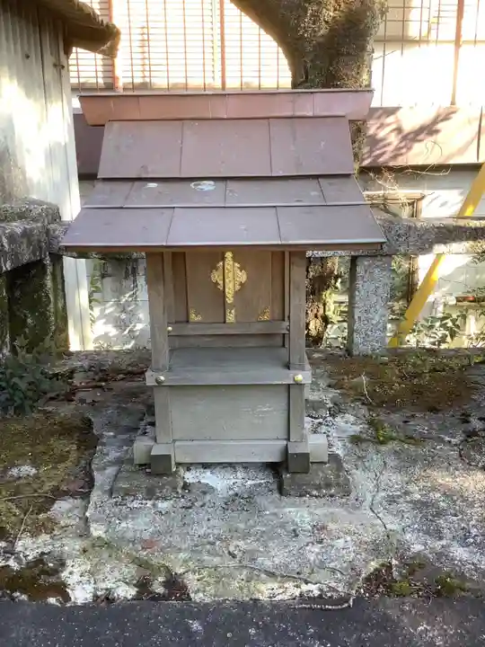 須賀神社(楽田西北野)の末社・摂社