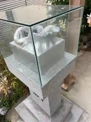 髙帝龍王龍神社（白山宮末社）の狛犬