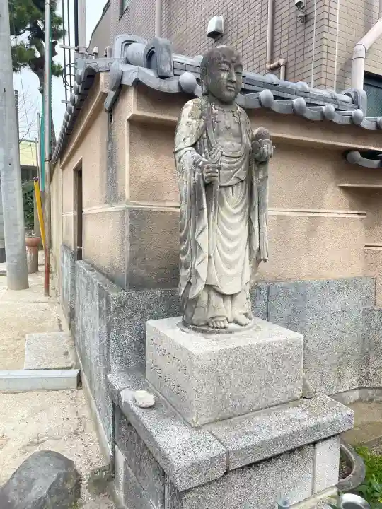 極楽寺の{uncategorized: "未分類", other: "その他", undefined: "問題あり", building: "その他建物", grave: "お墓", sacred_gate: "鳥居", guardian: "狛犬", statue: "像", buddha: "仏像", history: "歴史", nature: "自然", garden: "庭園", animal: "動物", pagoda: "塔", temizu: "手水舎", mountain_gate: "山門・神門", sanctuary: "本殿・本堂", subordinate: "末社・摂社", art: "芸術", scenery: "景色", jizo: "地蔵", ema: "絵馬", goshuin: "御朱印", omikuji: "おみくじ", items: "授与品その他", amulet: "お守り", goshuincho: "御朱印帳", eats: "食事", festival: "お祭り", votive_dance: "神楽", shichigosan: "七五三参", wedding: "結婚式", experience: "体験その他", initially: "初詣", around: "周辺", anti_infection: "感染症対策"}