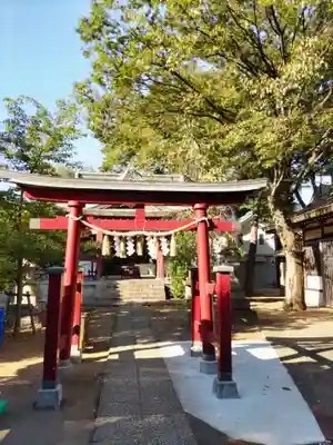 稲荷森稲荷神社の鳥居