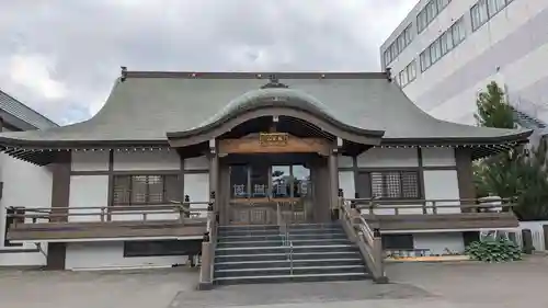 光明寺の本殿・本堂