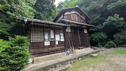蟬丸神社（蝉丸神社）(滋賀県)